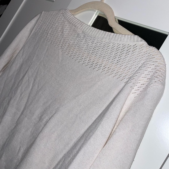 Sweater - Picture 7 of 7